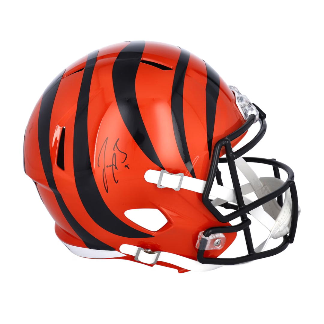 Joe Burrow Cincinnati Bengals Authentic on-field Autographed Helmet