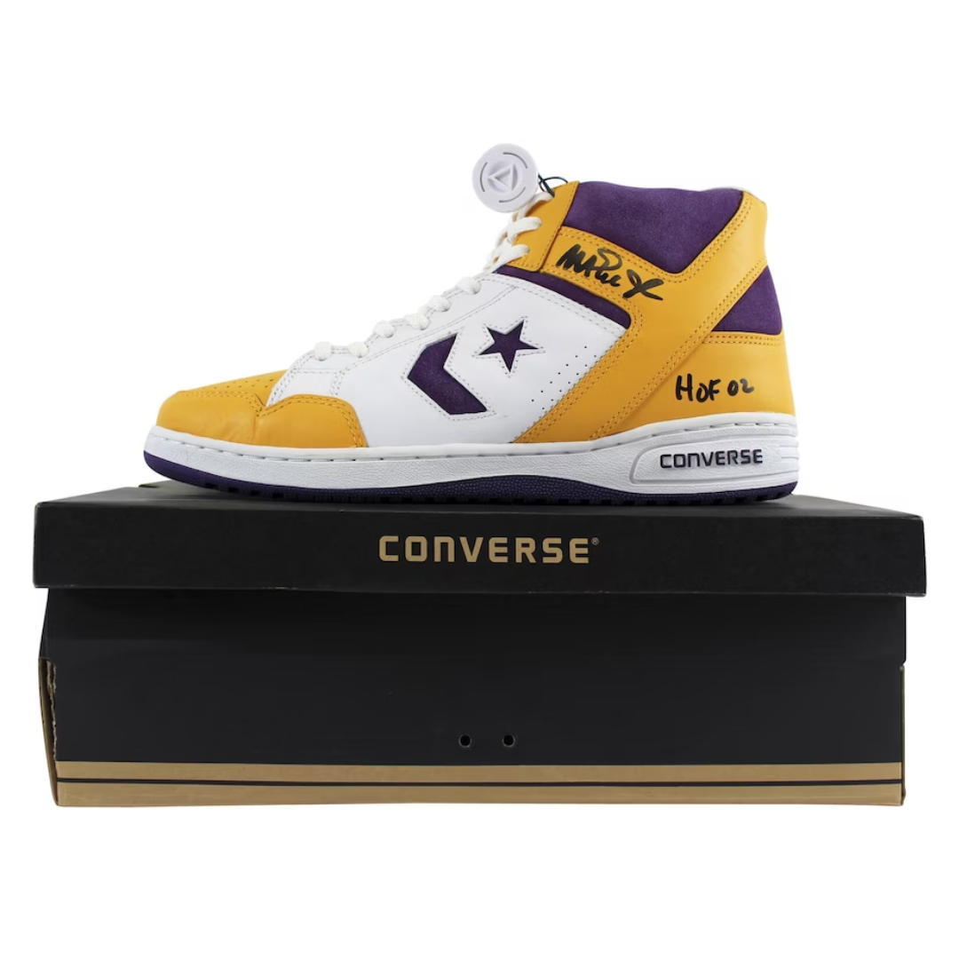 Lakers Magic Johnson Signed Converse Weapon Shoes w/Box
